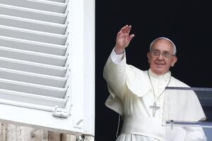 Papa spreman da ide u Irak