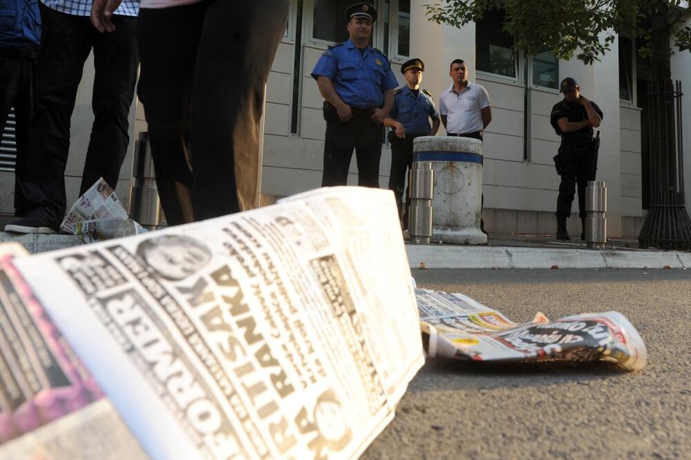 Informer protest, Foto: Savo Prelević