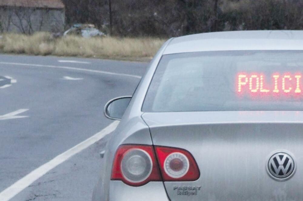 Auto policija, Foto: Arhiva "Vijesti"