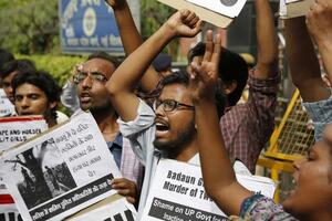 Indija: Policija uhapsila petog osumnjičenog za silovanje i smrt...