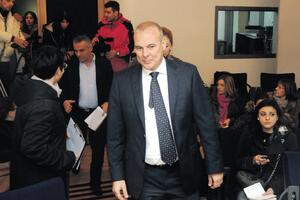 Petros Statis ubacio još  1,5  miliona eura