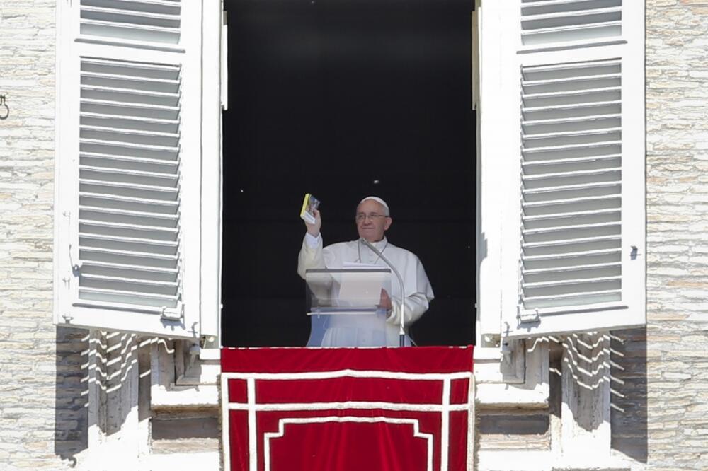 Papa Franjo, Foto: Reuters