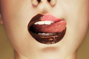 Usne od čokolade