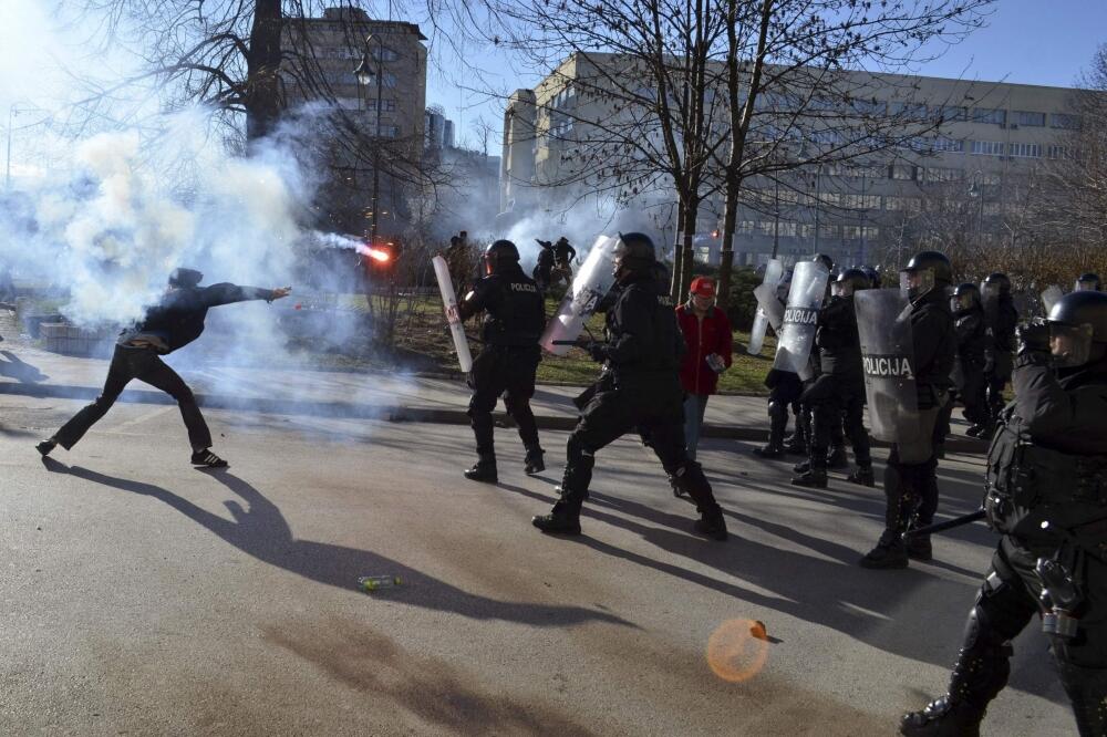 Sarajevo neredi, Bosna neredi, Foto: Reuters