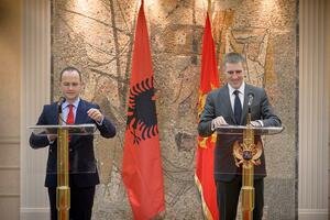 Bušati: Odnosi CG i Albanije tačke kontakta, ne zidovi
