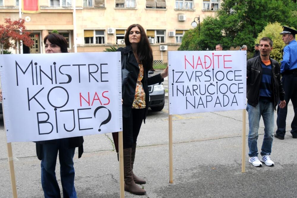 Sindikat medija, protest, novinari, Foto: Boris Pejović