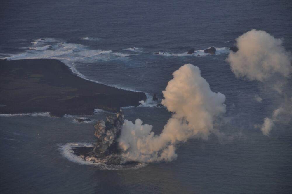 ostrvo, Japan, Foto: Rojters