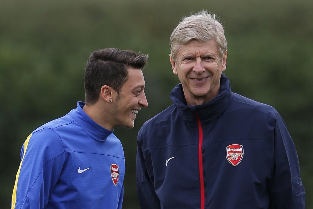 Ozil i Venger, Foto: Reuters