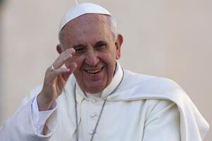 Papa Franjo: Crkva je postala opsjednuta abortusom i gej brakovima