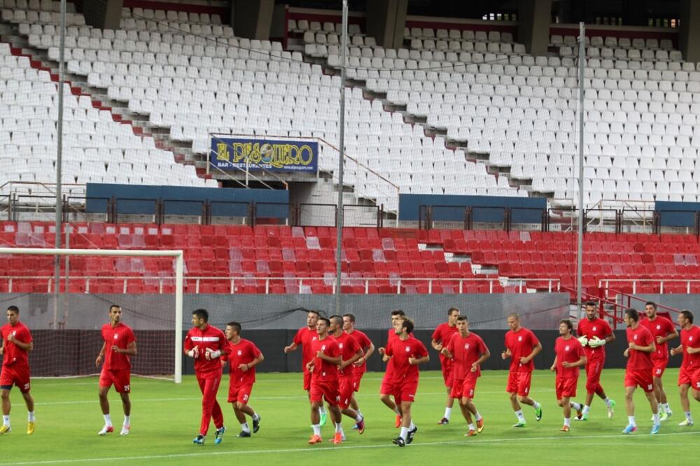 Mladost, Foto: Estadio Deportivo