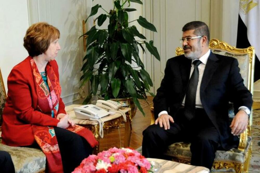 Ketrin Ešton i Mohamed Morsi, Foto: Beta/AP