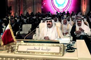 Katar: Emir prenio vlast na svog sina