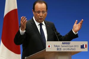 Francuski predsjednik uvjerava Japance: Kriza eurozone je prošla