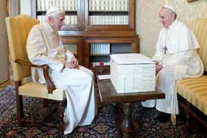 Bivši papa Benedikt XVI vratio se u Vatikan