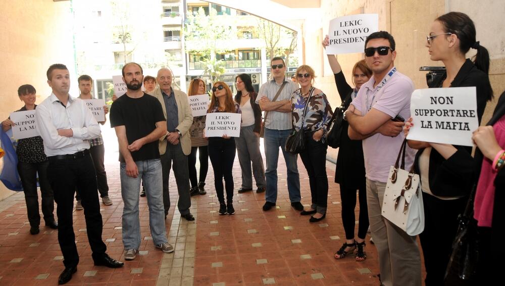 protest mladi DF-a