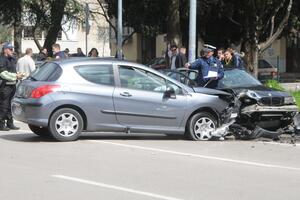 Podgorica: U udesu lakše povrijeđene tri osobe