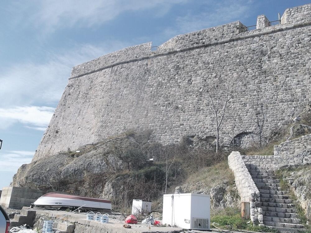 Stari grad Ulcinj