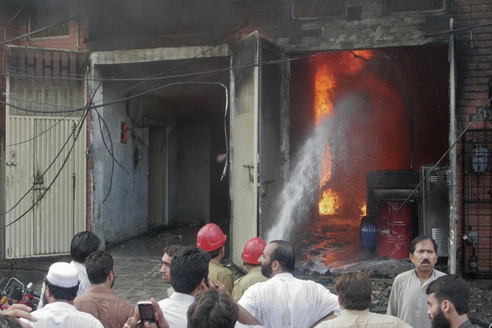 požar Pakistan, požar Karači, Foto: Reuters