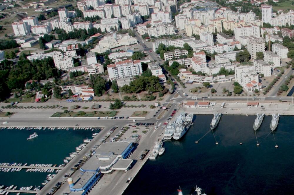 Luka Bar, Foto: Anto Baković