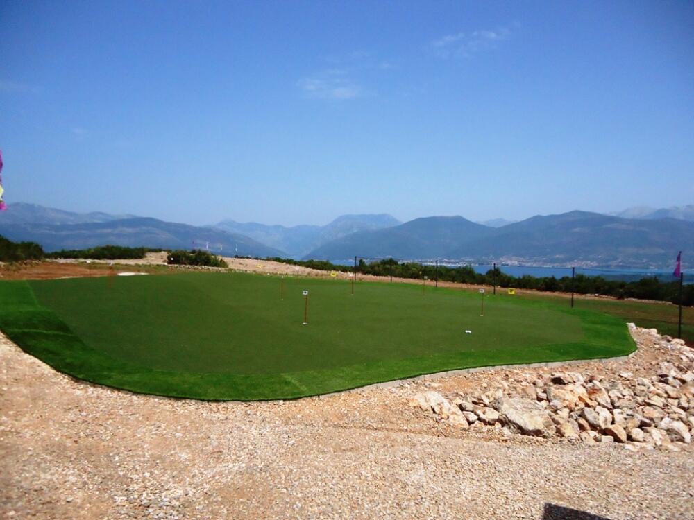 Luštica golf teren