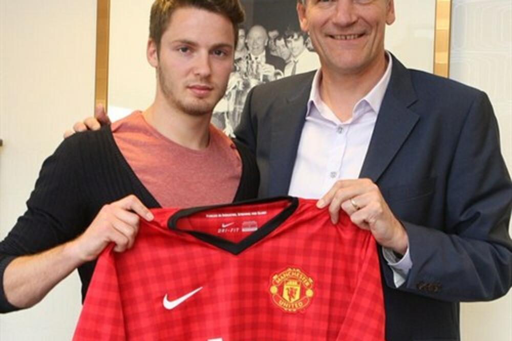 Nik Pauel, Foto: Www.manutd.com