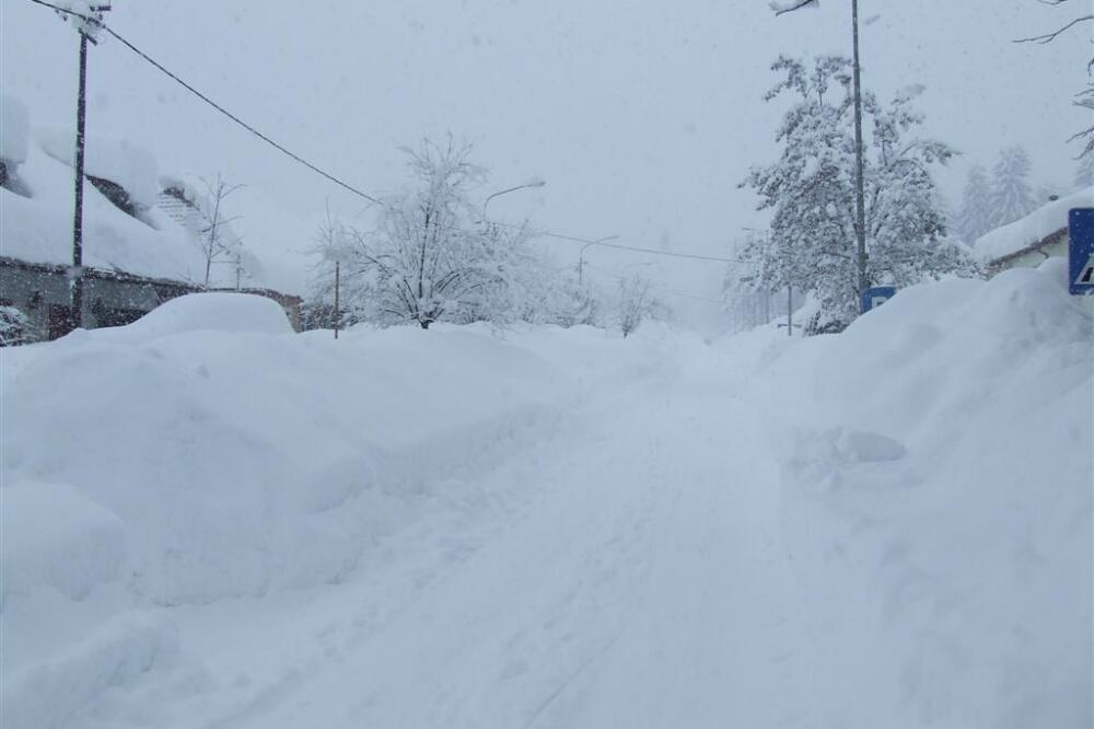 Cetinje snijeg, Foto: Čitalac reporter