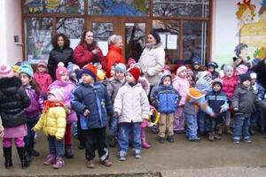 Podgorica: Roditelji u vrtić doveli 40 djece