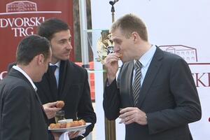Lukšić ne namjerava da smijeni ministarku Vlahović