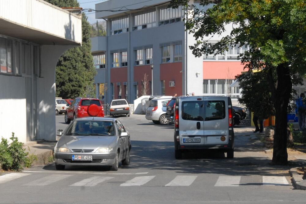 21. maj, osnovna škola, Drač, Podgorica, Foto: Zoran Đurić