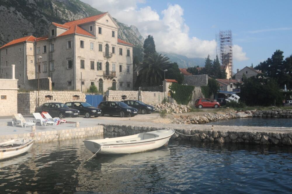 kotor, more, barka, Foto: Arhiva Vijesti