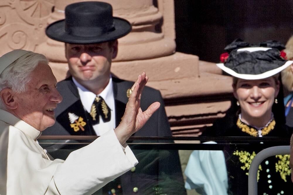 Papa Benedikt XVI, Foto: Beta/AP