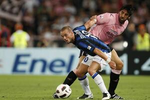 Dejli Miror: Inter prihvatio ponudu Mančestera za Snajdera