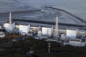 Dim iznad reaktora 2 u Fukušimi, mala promjena radijacije