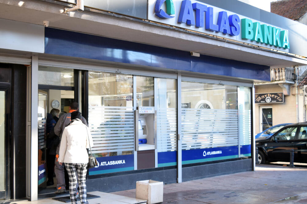 Poziv svima za dokapitalizaciju otvoren do kraja marta: Atlas banka, Foto: Luka Zeković