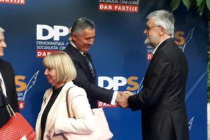 Jevrić: Vrhunac kompromitacije DPS uređivačkog tima Javnog serisa