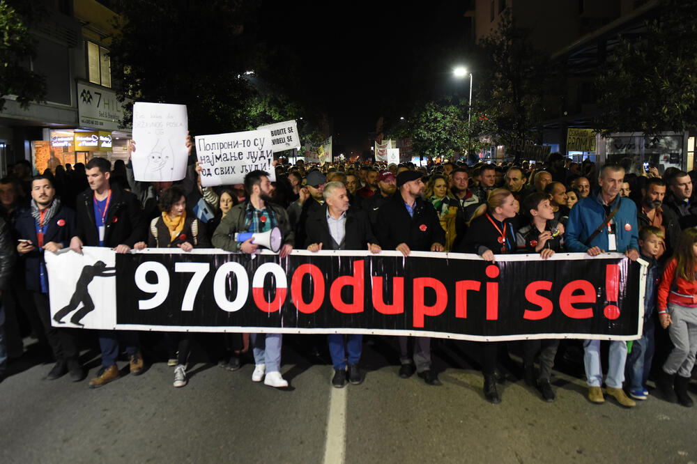 Sa protesta "Odupri se 97000", Foto: Savo Prelević
