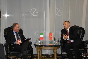 "Crna Gora i Italija intenziviraće saradnje u borbi protiv...