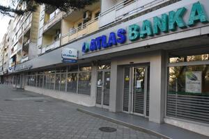 Drecun: Bolje da je država dokapitalizovala Atlas banku