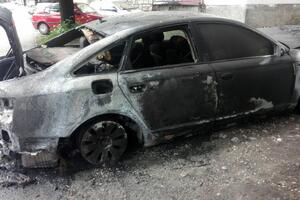 Berane: "Audi" poliven benzinom i zapaljen?