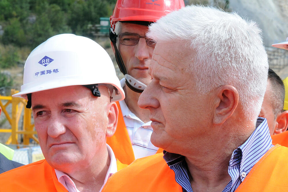 Premijer Marković i ministar Nurković, Foto: Zoran Đurić