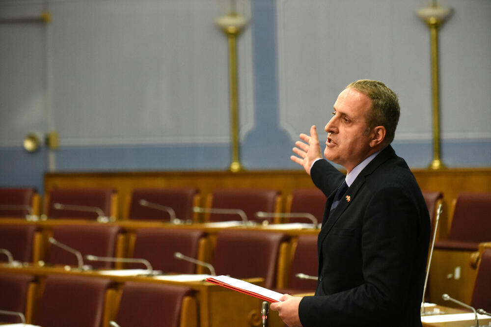 Andrija Popović u Skupštini Crne Gore (arhiva), Foto: Boris Pejović