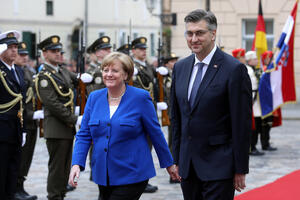 Merkel: Načelno podržavamo evropsku perspektivu zapadnog Balkana