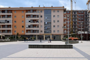 "Podgorica se pretvara u betonske blokove u koje nas pakuju kao u...
