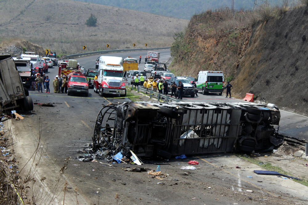 Sa mjesta nesreće, Foto: Reuters