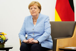Velt am zontag: Merkel prihvatila, Veber neće biti na čelu EK