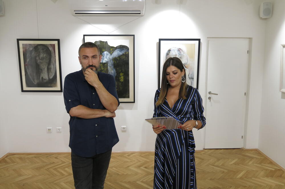 Sa otvaranja izložbe u Tivtu, Foto: Siniša Luković