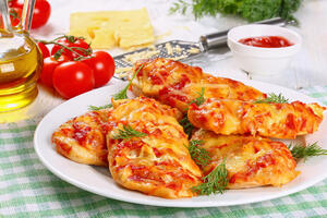 Ljetnji ručak: Piletina sa sirom i paradjzom