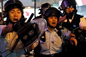 Hongkong protesti: Policajci koristili municiju i vodene topove...