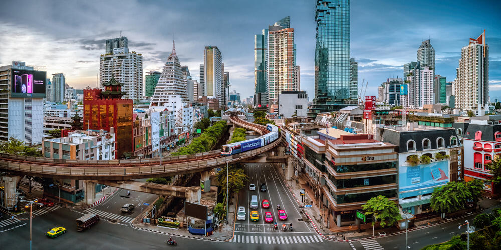 Glavni grad Tajlanda, Bangkok, na prvom je mjestu najposjećenijih gradova na svijetu, ispred Pariza i Londona, prema rezultatima jednog istraživanja.Bangkok je najposjećeniji grad na svijetu četvrtu godinu zaredom s 22,8 miliona posjetilaca.