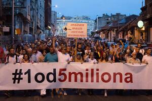 Protest u Beogradu: Bojkot jer volimo Srbiju